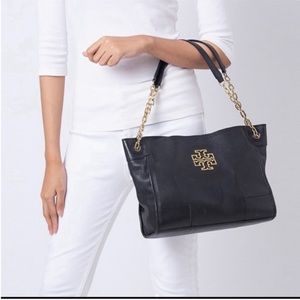 TORY BURCH Britten Small Slouchy Tote, Black